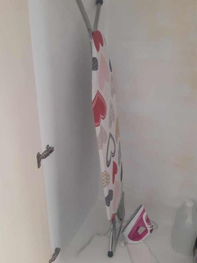 Beautiful Apartment Near Beach In Larnaca Scala Buitenkant foto