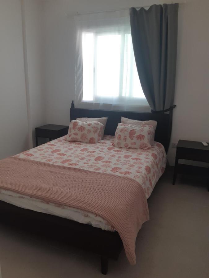 Beautiful Apartment Near Beach In Larnaca Scala Buitenkant foto
