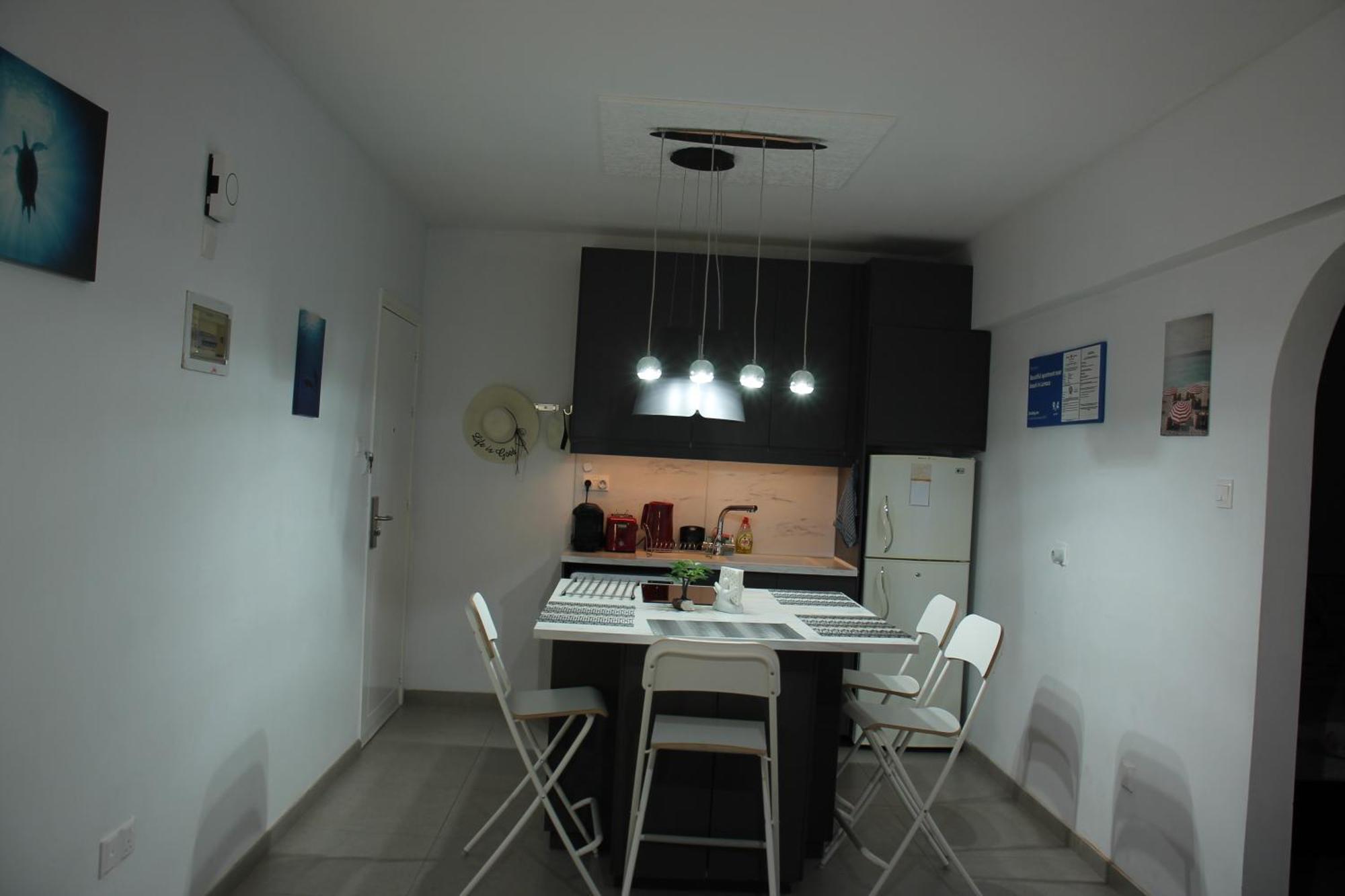 Beautiful Apartment Near Beach In Larnaca Scala Buitenkant foto